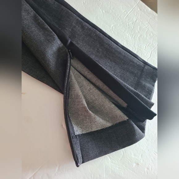 NWT Banana Republic Men's Gray and Black Pants Womens Sz.14 - Picture 6 of 9